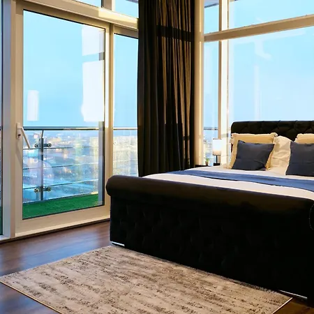 Apartment Elegant Duplex Penthouse Centre & Free Parking Leeds (West Yorkshire)