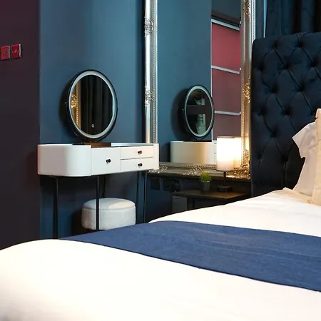 Apartment Elegant Duplex Penthouse Centre & Free Parking Leeds (West Yorkshire)