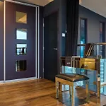 Elegant Duplex Penthouse Centre & Free Parking