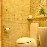 Elegant Duplex Penthouse Centre & Free Parking شقة