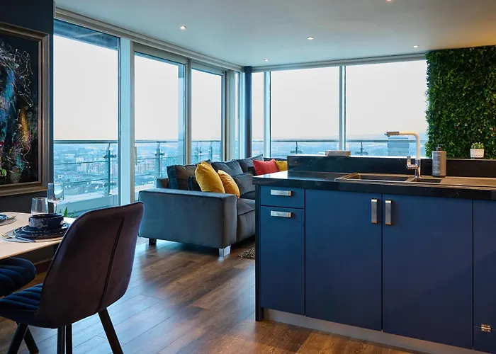 Apartment Elegant Duplex Penthouse Centre & Free Parking Leeds (West Yorkshire)