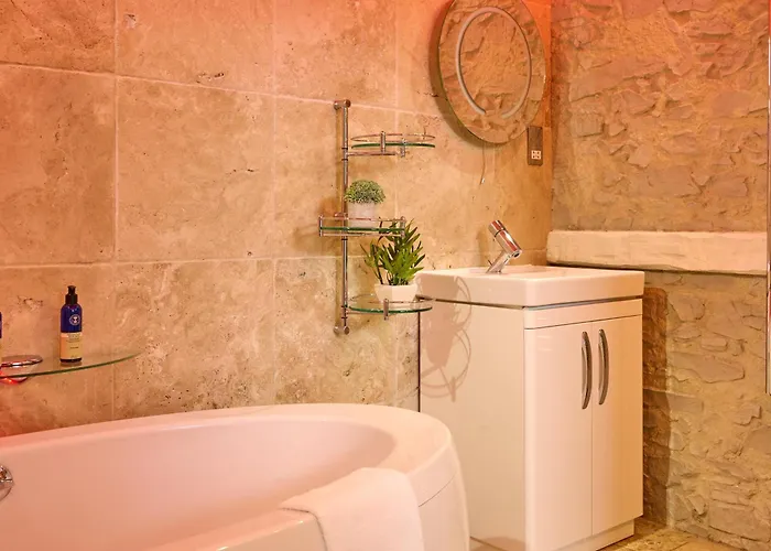 Apartment Elegant Duplex Penthouse Centre & Free Parking