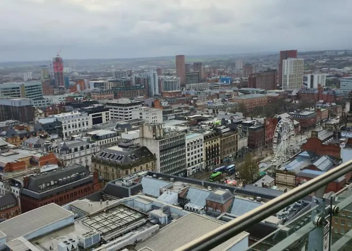 Elegant Duplex Penthouse Centre & Free Parking *