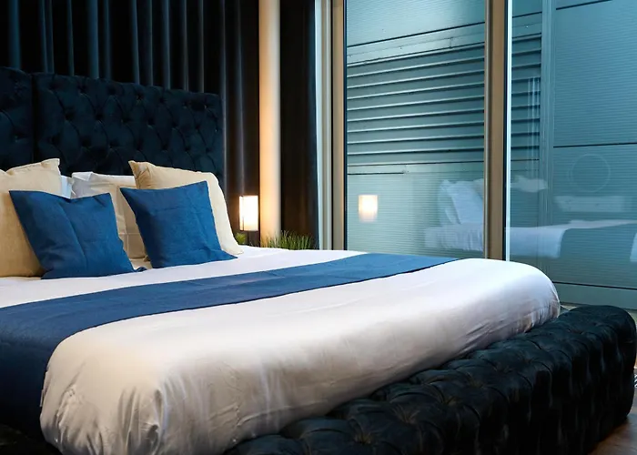 Apartamento Elegant Duplex Penthouse Centre & Free Parking